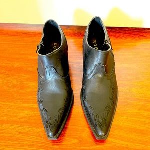 Roper Western style booties, black